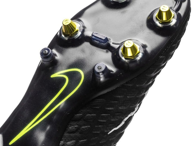 NIKE HYPERVENOM PHANTOM III