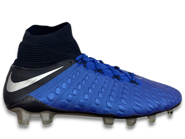NIKE HYPERVENOM PHANTOM III FG