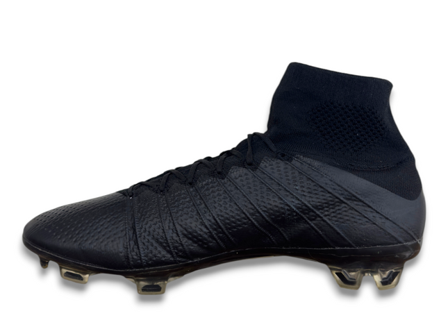 NIKE MERCURIAL SUPERFLY IV ELITE