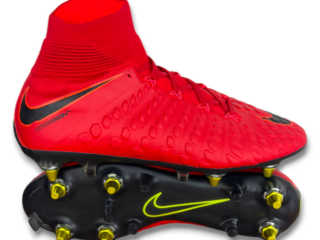 NIKE HYPERVENOM PHANTOM III SG-AC